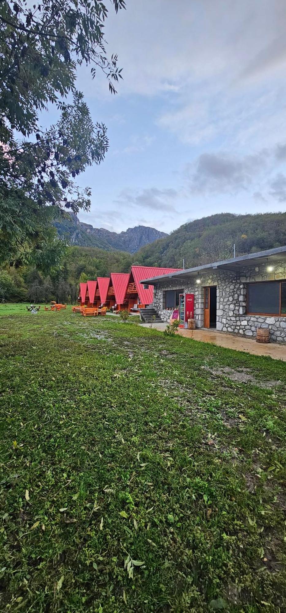 Ekoo Katun Jezerca Villa Vuthaj Екстериор снимка