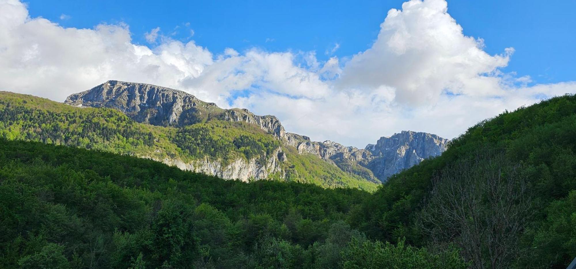 Ekoo Katun Jezerca Villa Vuthaj Екстериор снимка